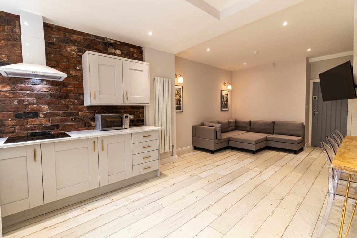 27 Langton Road