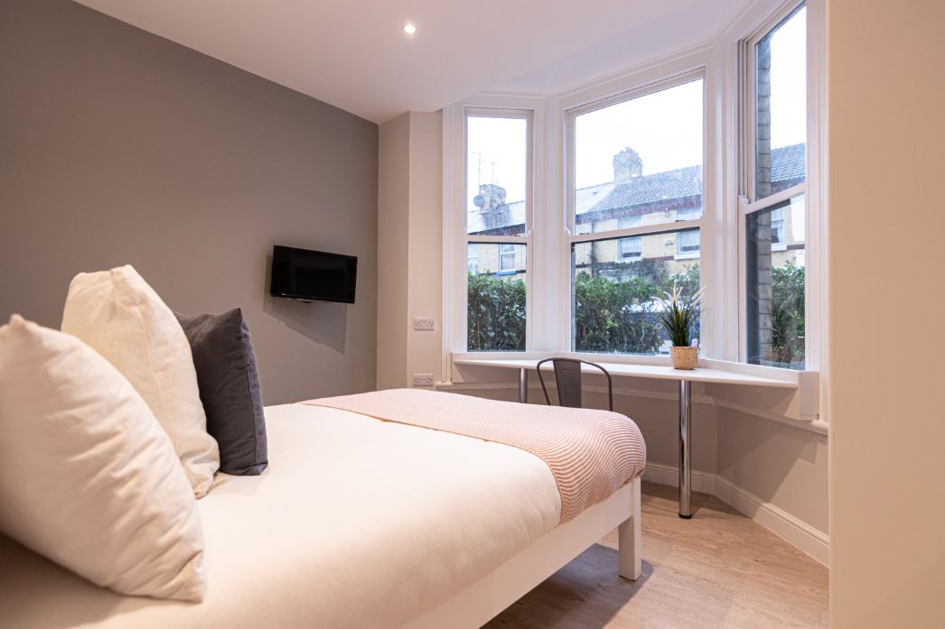 Flat 1, 27 Hawarden Avenue