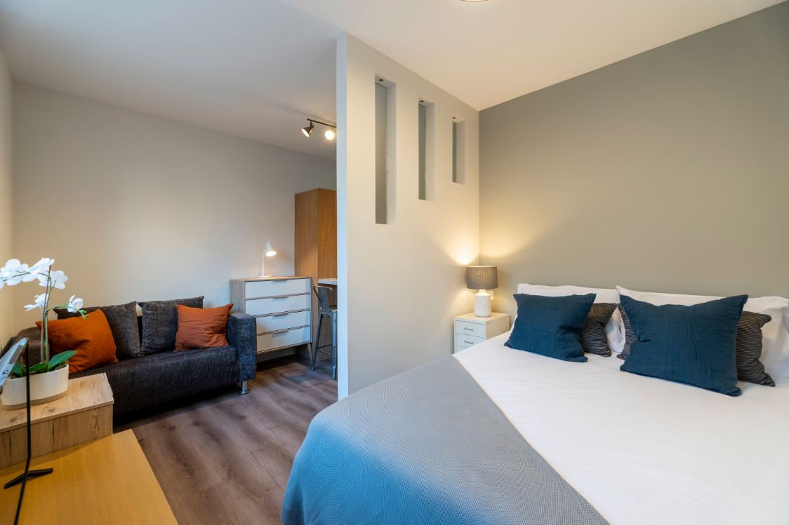 Flat 2 29 Trewhitt Road