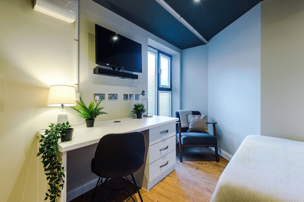 Flat 2, 160 Upper New Walk