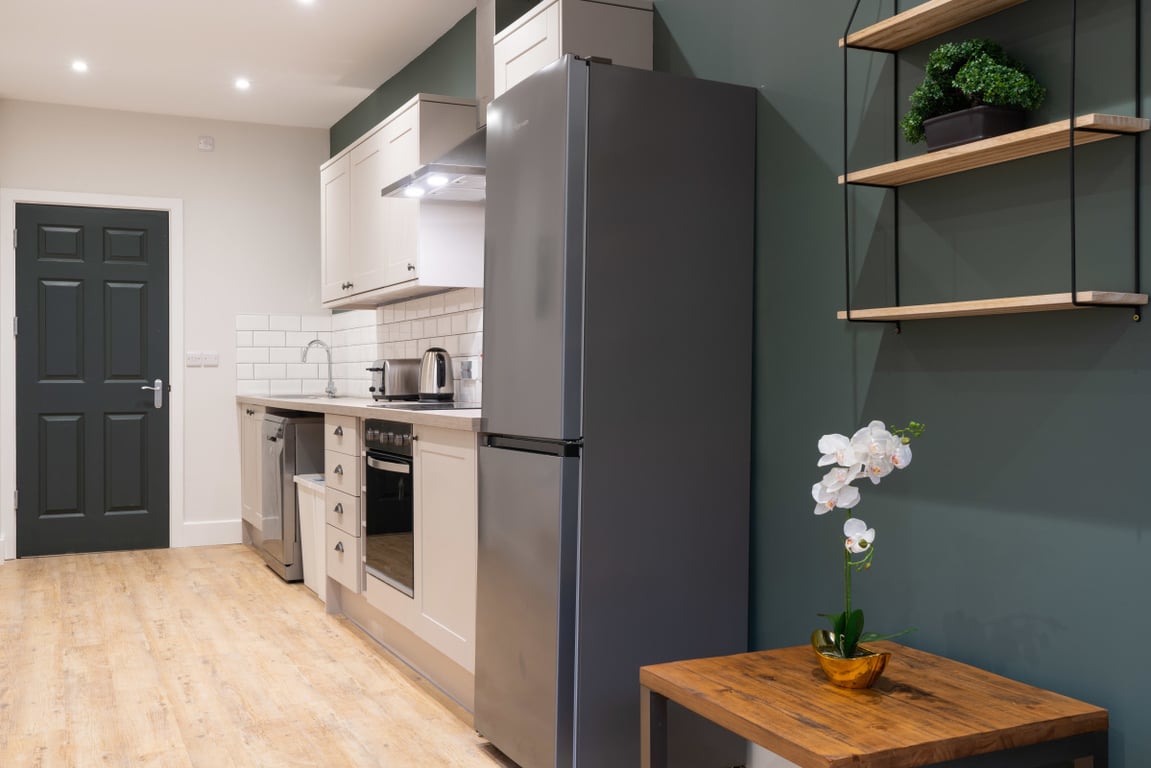 Flat 1, 126 Walter Road