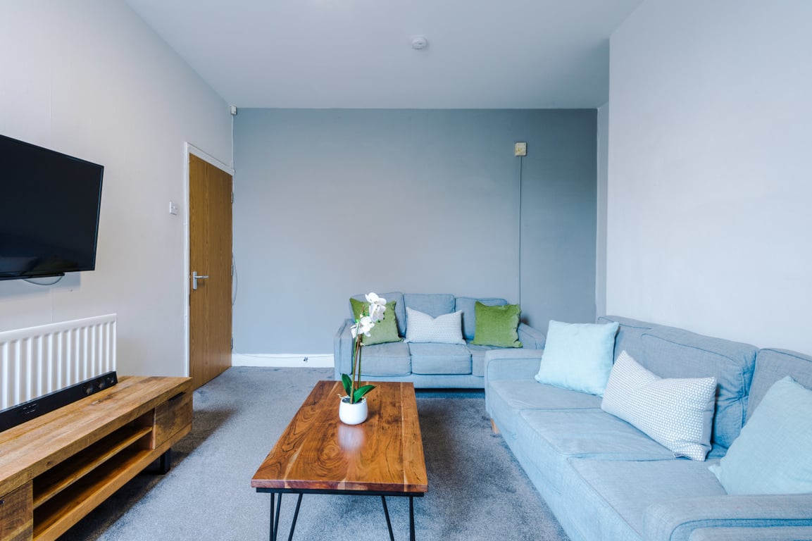 200 Sandyford Road