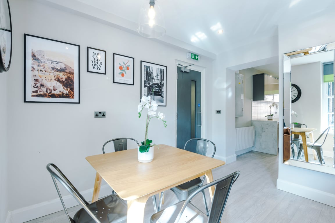 Flat 5, A Jesmond View