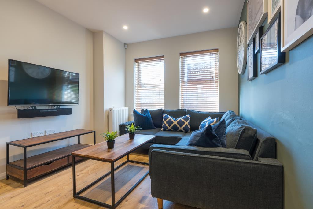 17a Larkdale Street