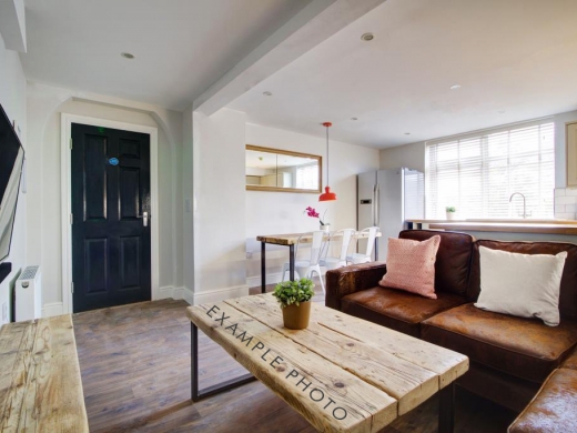 Flat 9, 6 Morrison Circus
