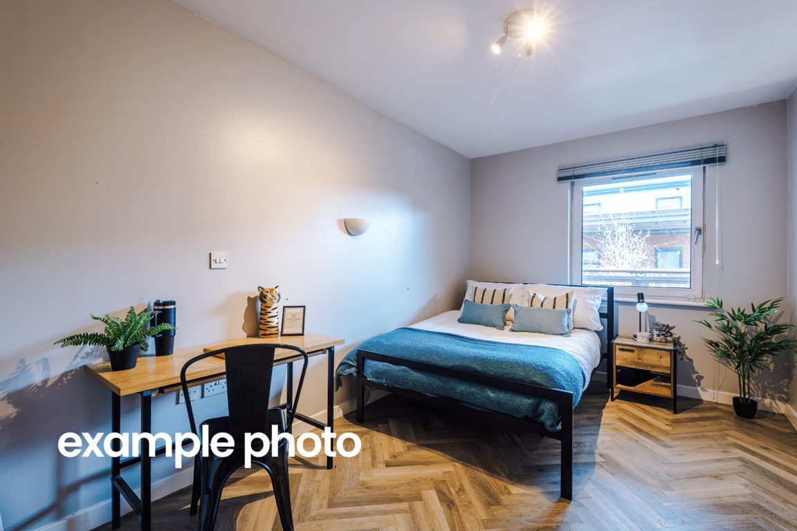 Flat 41, Mayfair Court