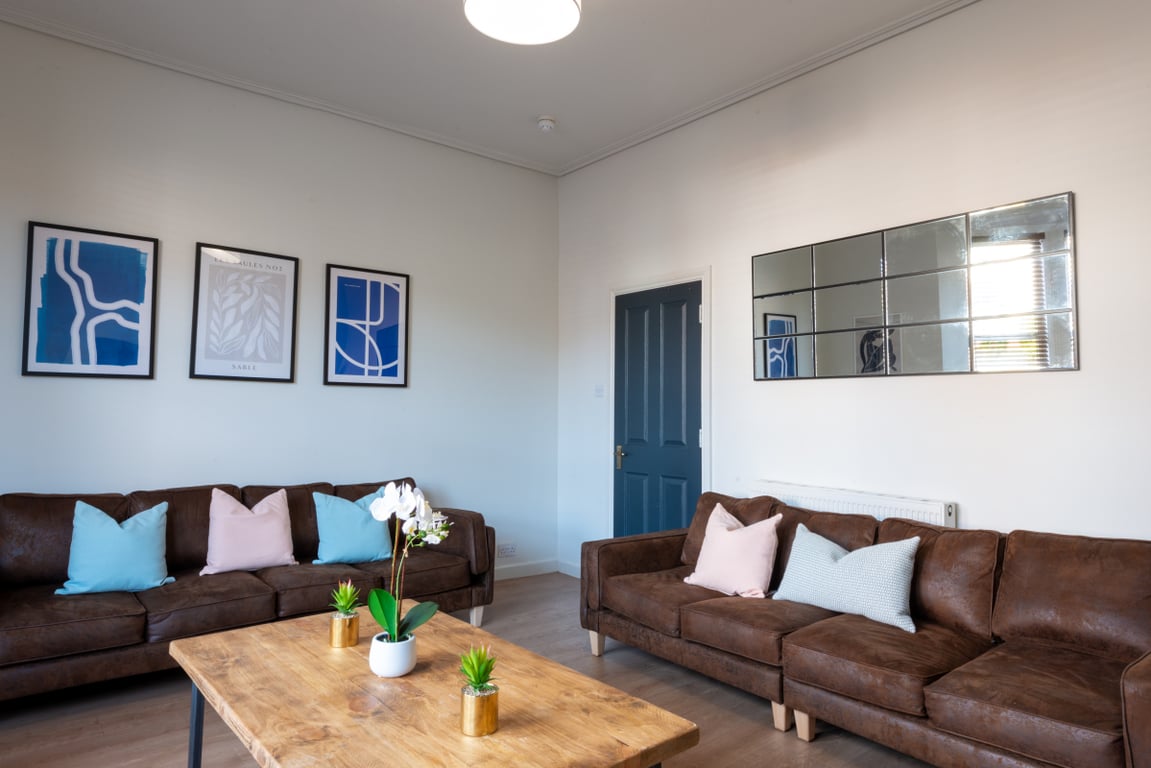 25 Union Road 9 Bedroom Student House | Exeter | Student Cribs