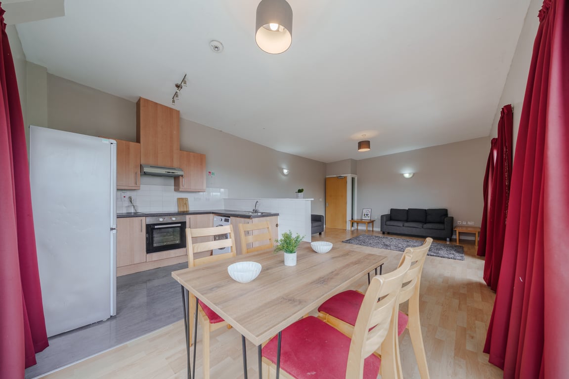 Flat 78, Mayfair Court
