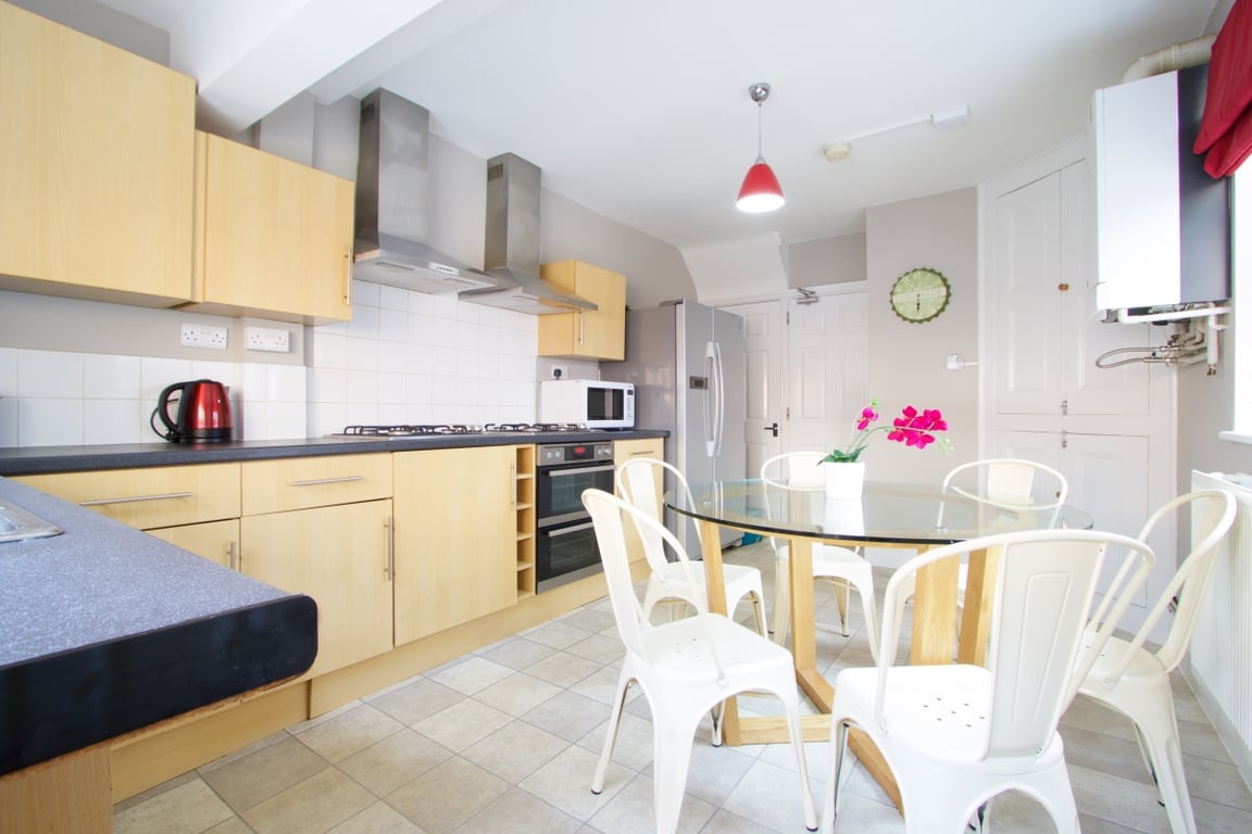 36 Derby Grove