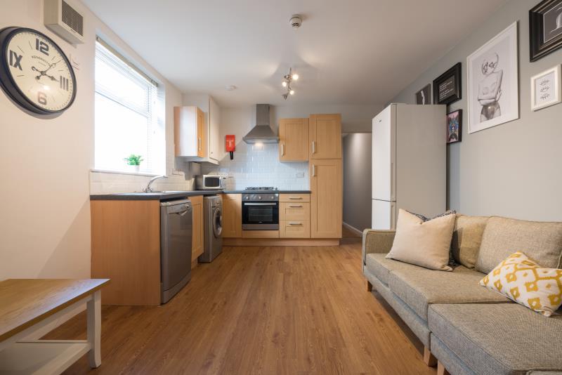 49a Colum Road