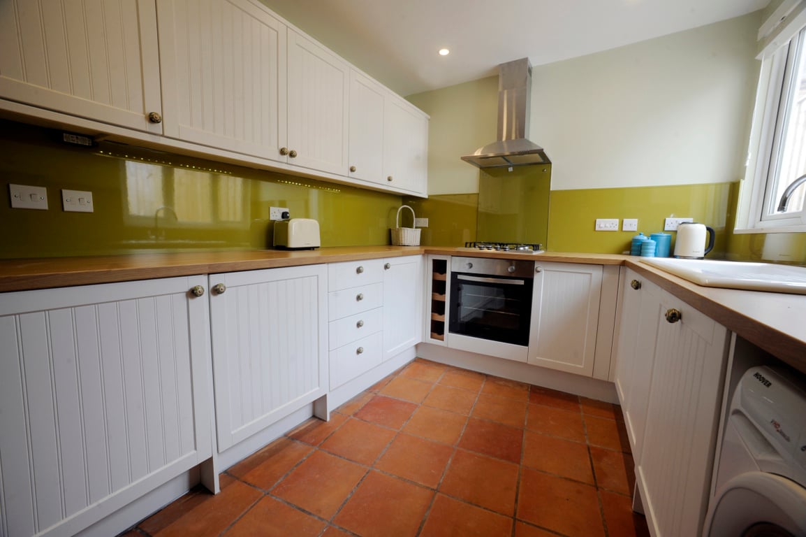 11 Old Tiverton Road