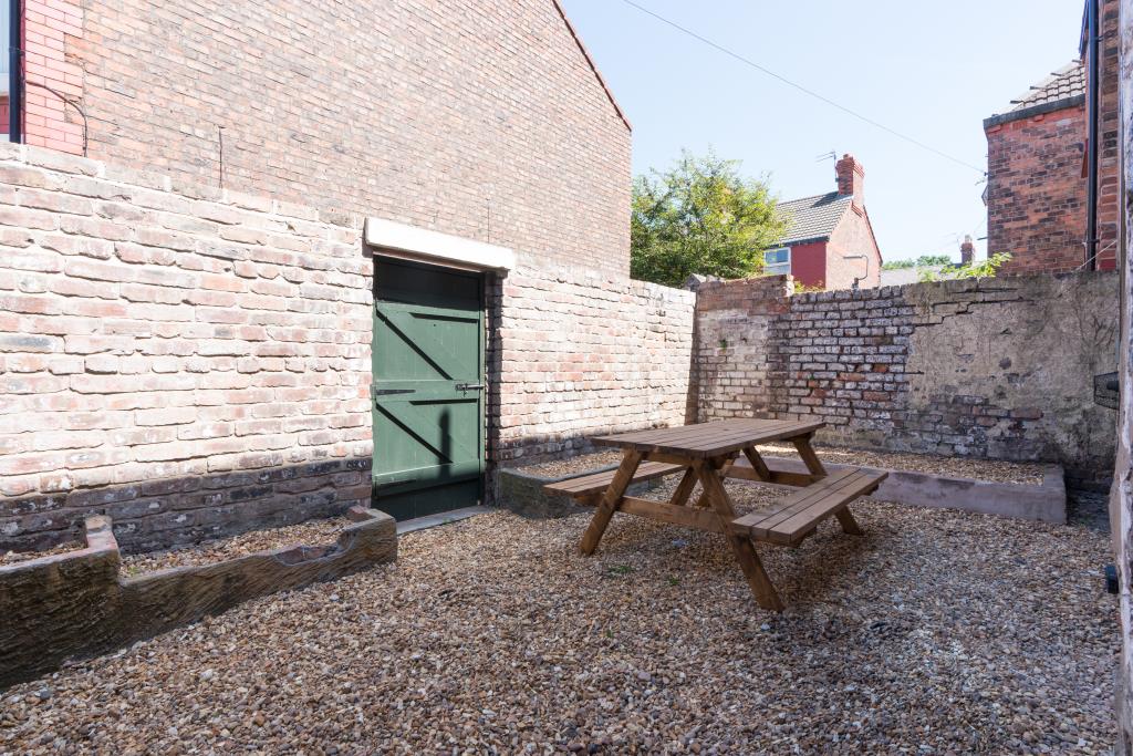 105 Garmoyle Road