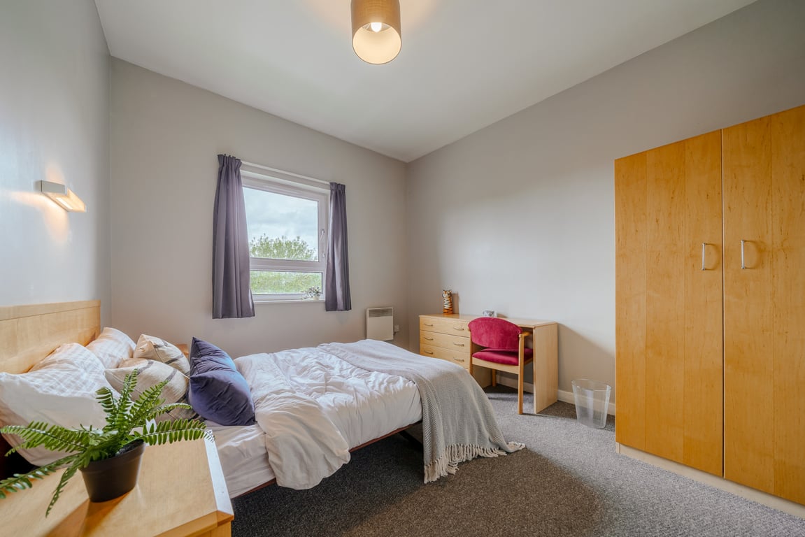 Flat 78, Mayfair Court
