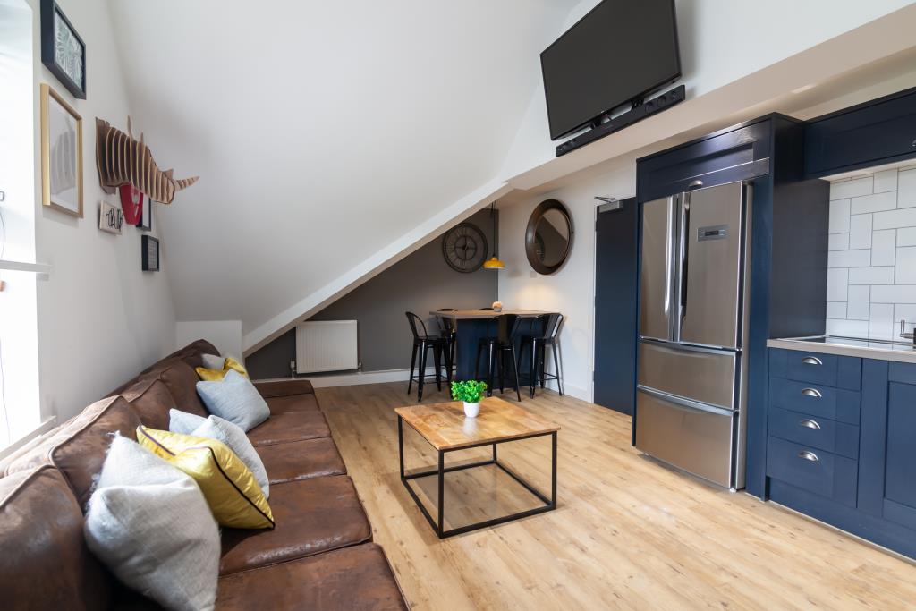 Flat 8, 42 Bankfield Road