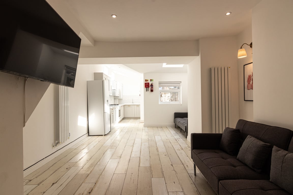 5 Gladstone Terrace