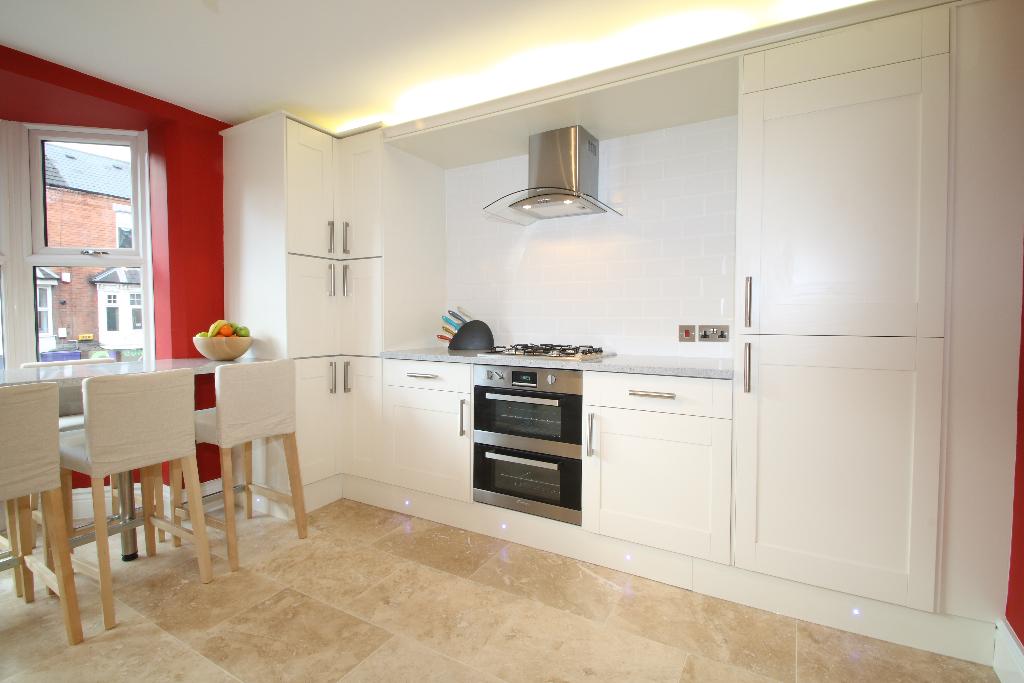 62 Lenton Boulevard
