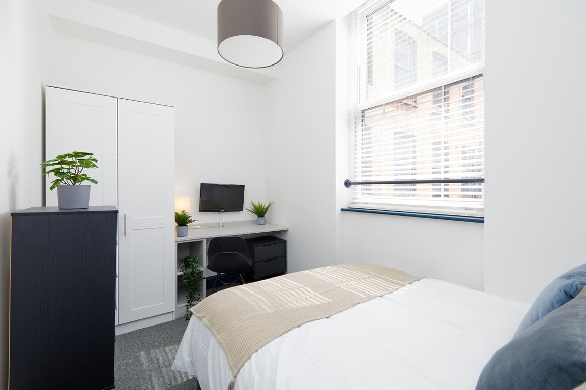 Flat 14, Shoe & Boot Factory