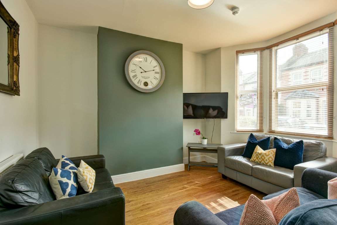 44 Manston Road