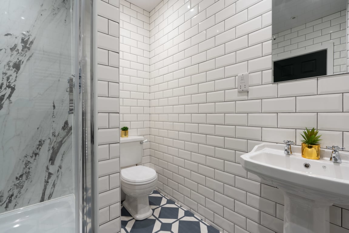 Flat 1, 126 Walter Road
