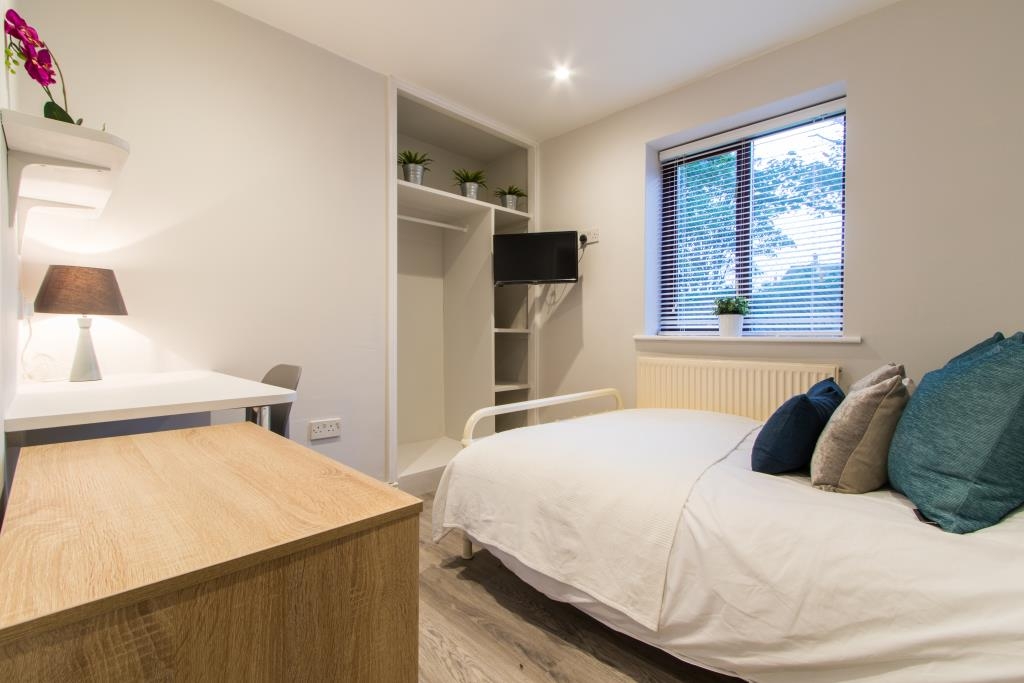 Flat 6, Victoria Court Mews