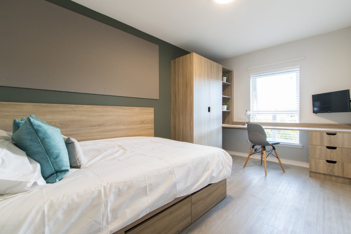 Flat 12, 6 Morrison Circus