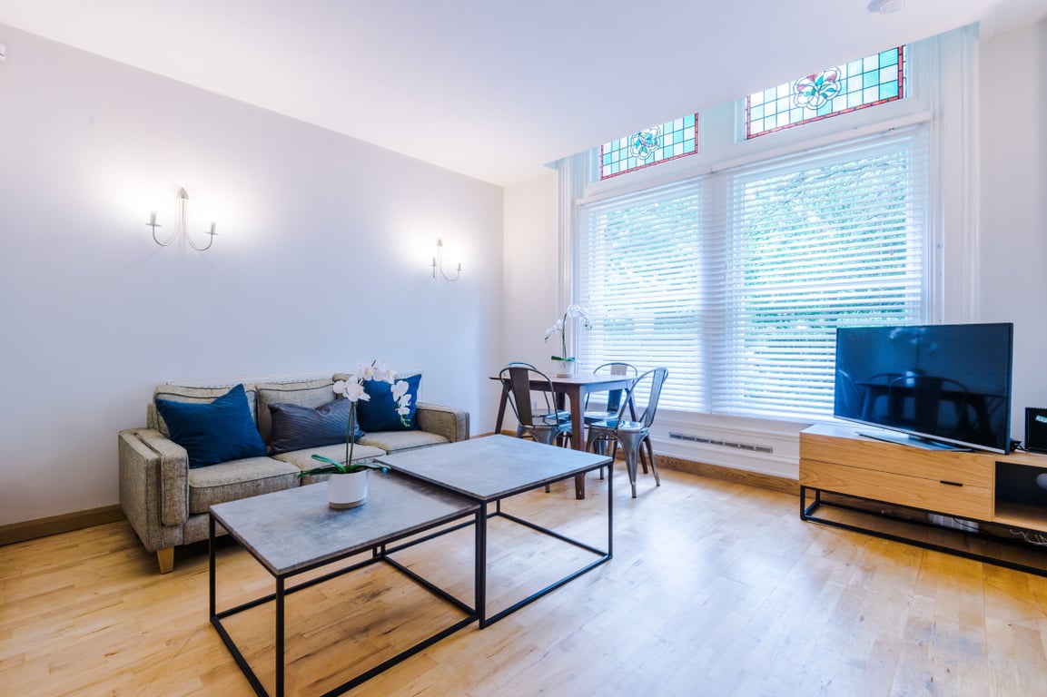 Flat 1, 2 Osborne Avenue