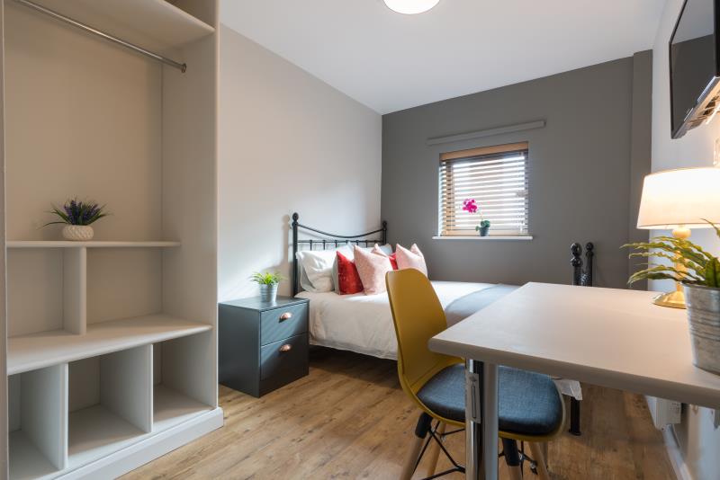 Flat 6, Byron Lofts