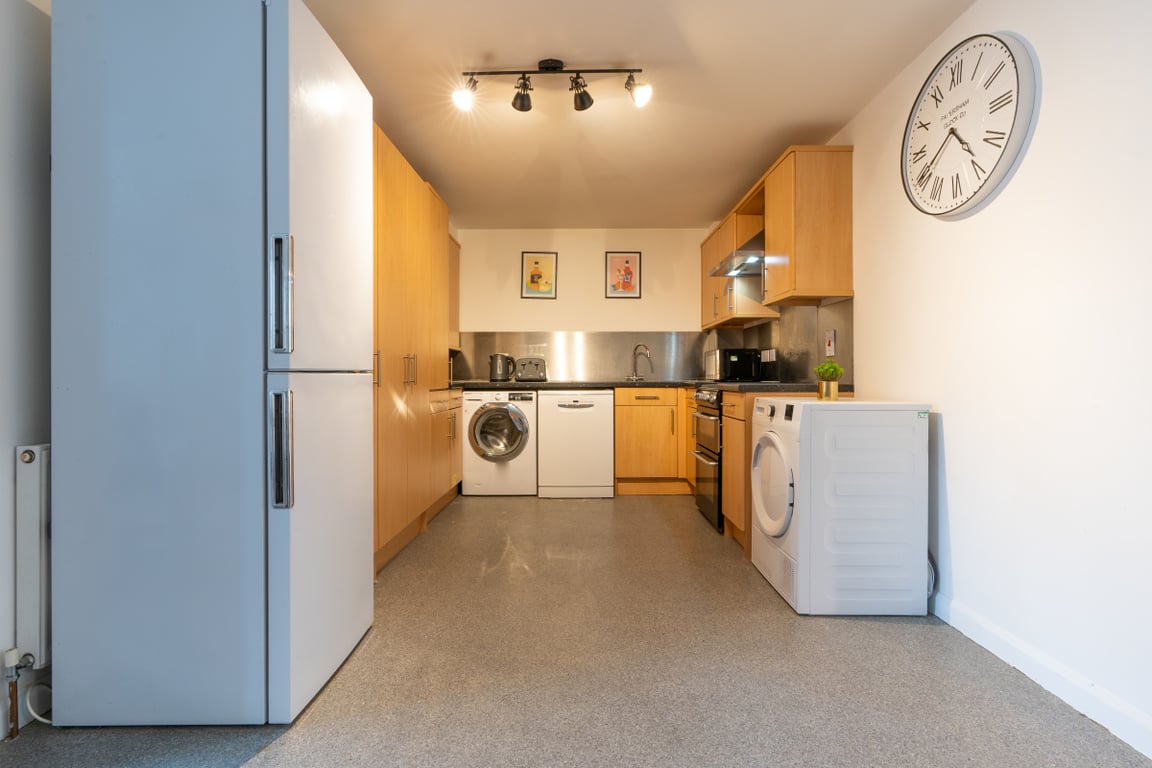 Flat 7, Hope Court