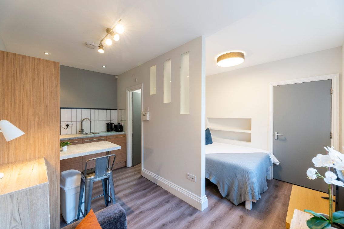 Flat 2 29 Trewhitt Road
