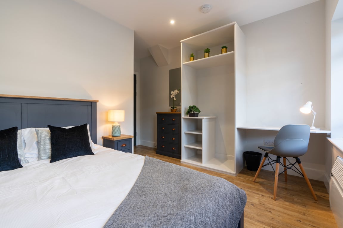 Flat 1, 125 Walter Road