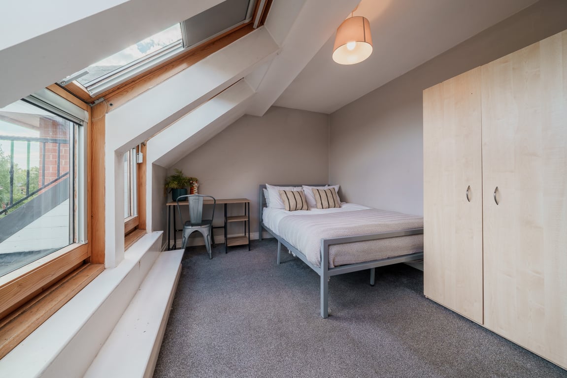 Flat 12, Lowry House