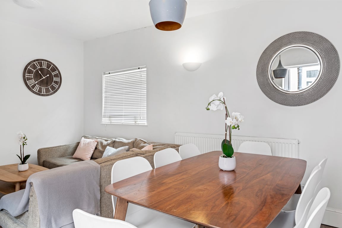 26 Teversal Avenue