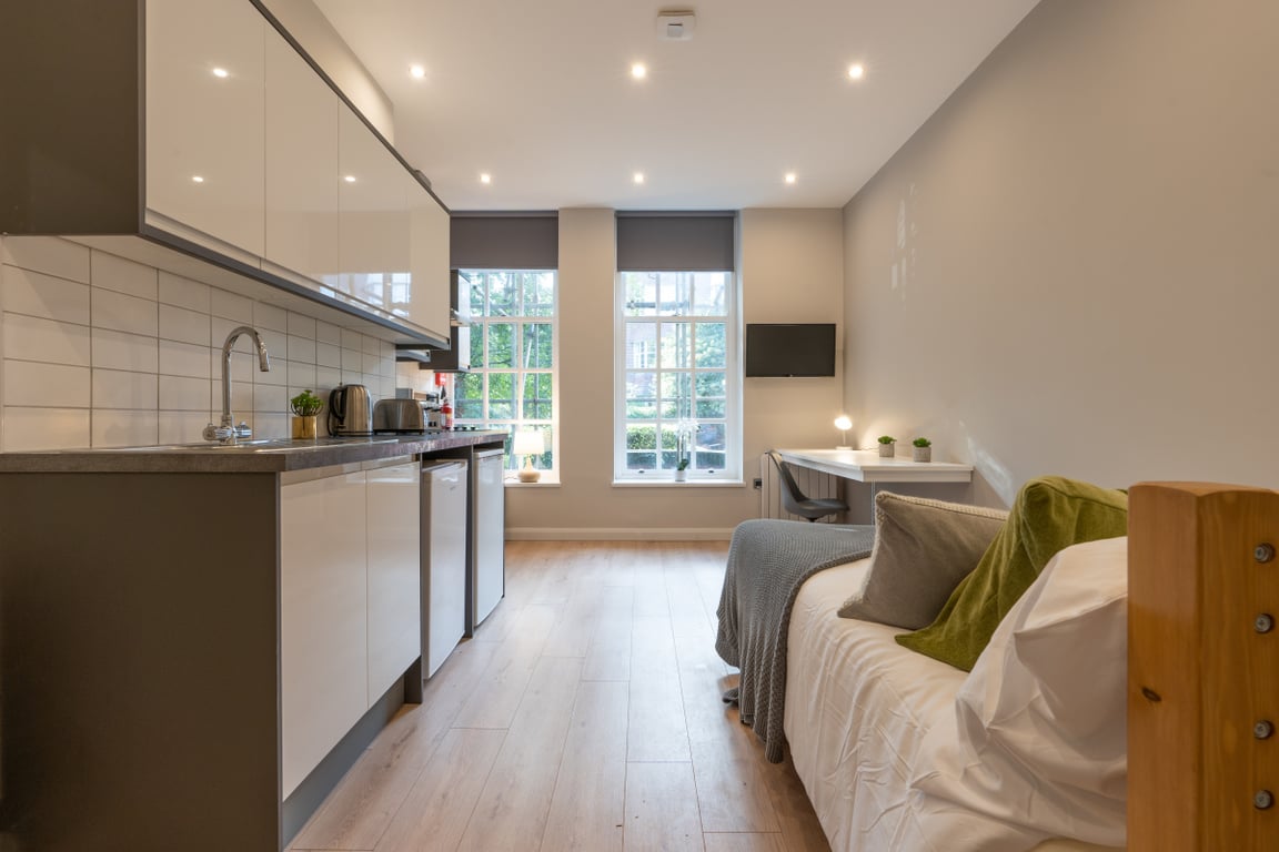 Studio 10, A Jesmond View