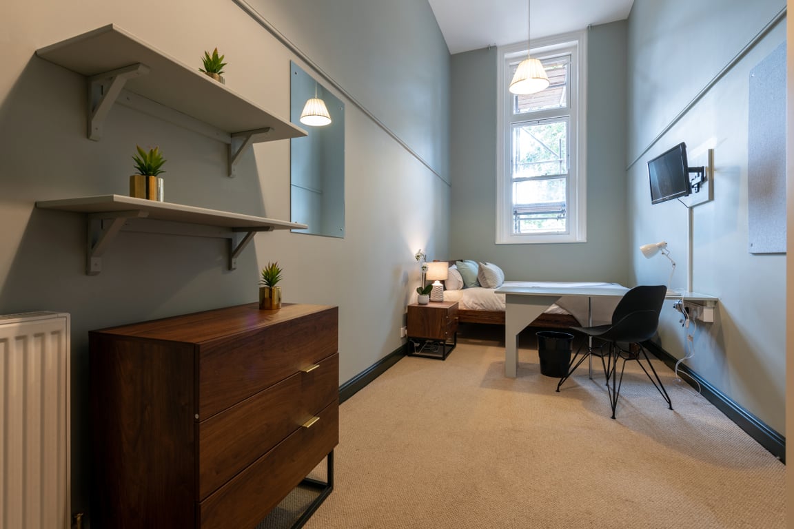 Flat T Bishop Blackall School