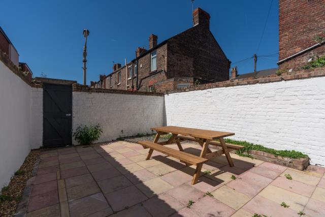 102 Lawrence Road