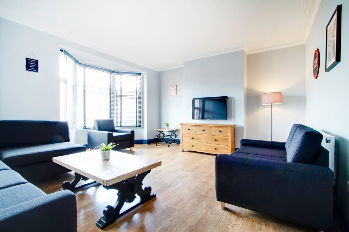 15 Booth Avenue