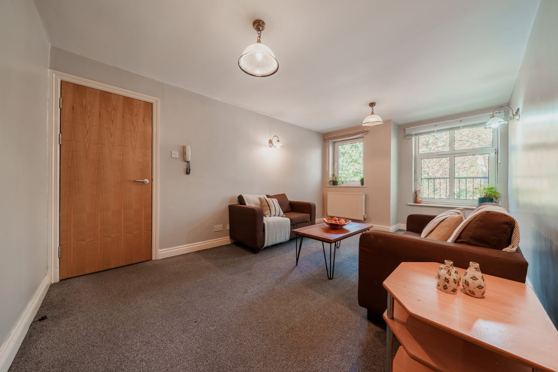 Flat 6, Lowry House