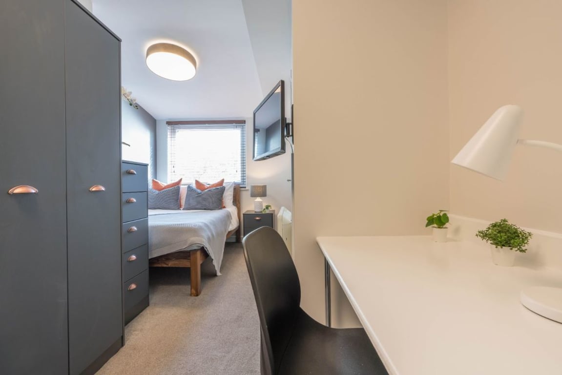 Flat 18 Kielder House, 55-59 Osborne Road