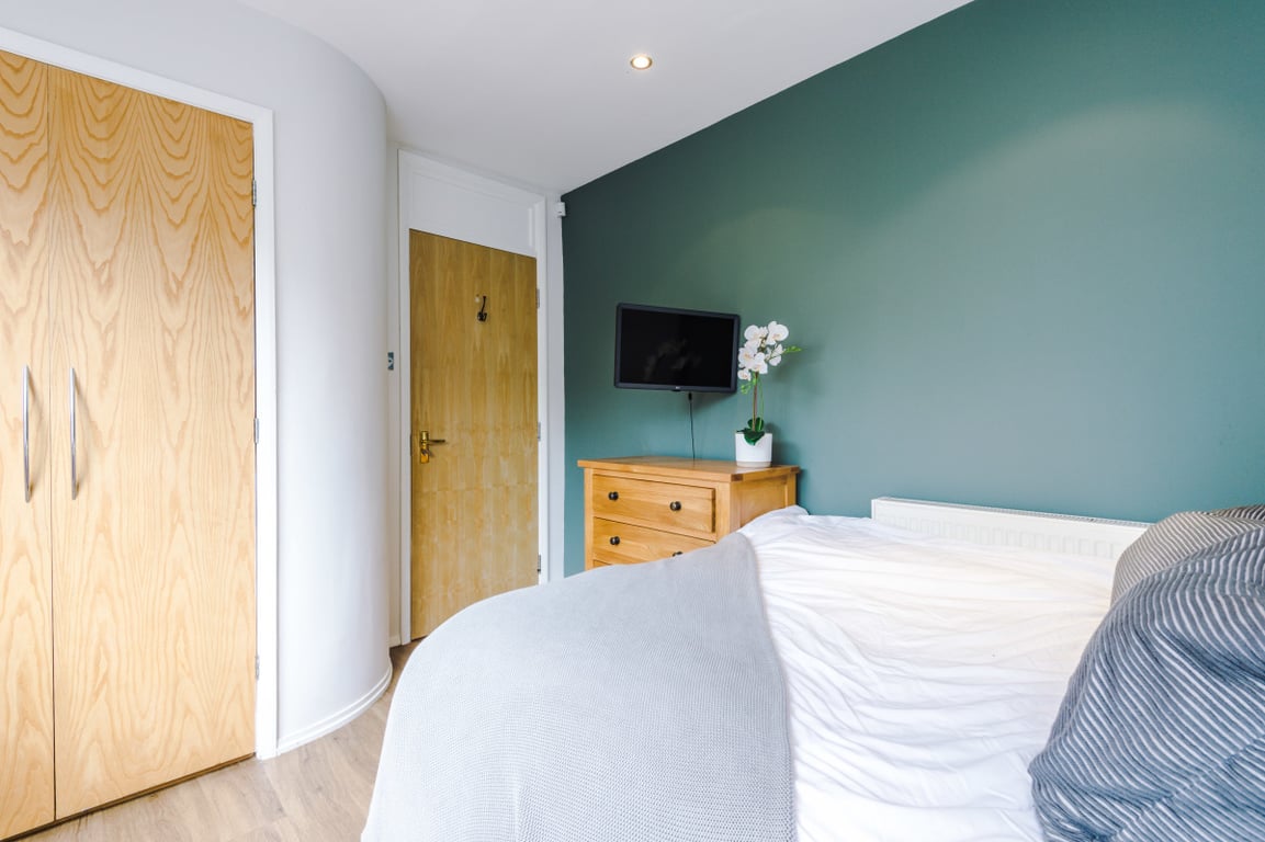Flat 1, 2 Osborne Avenue