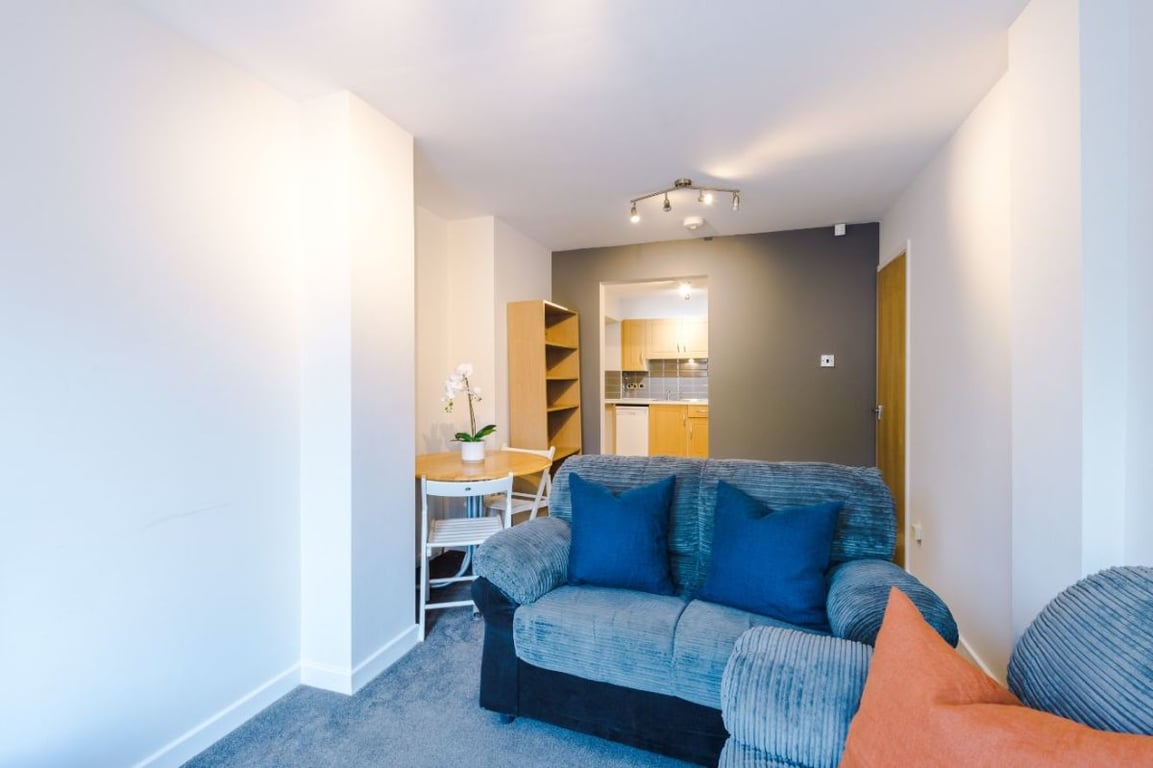 5 Selborne Gardens
