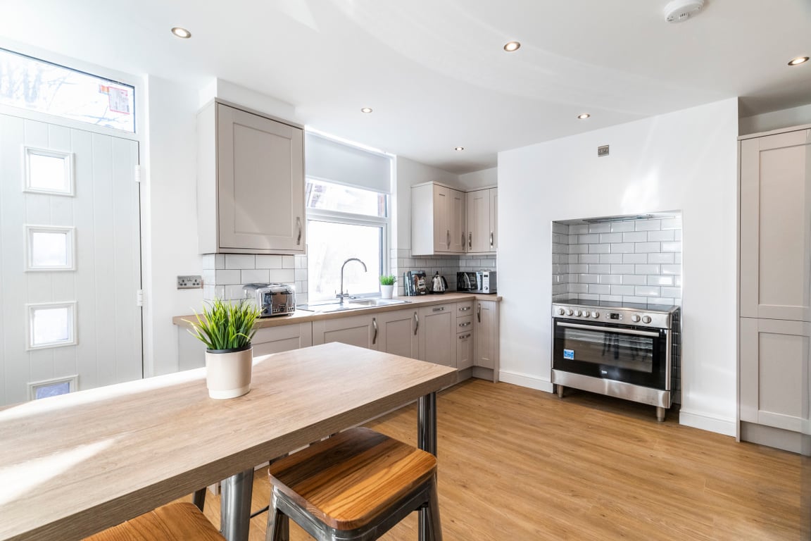 116 Woodsley Road