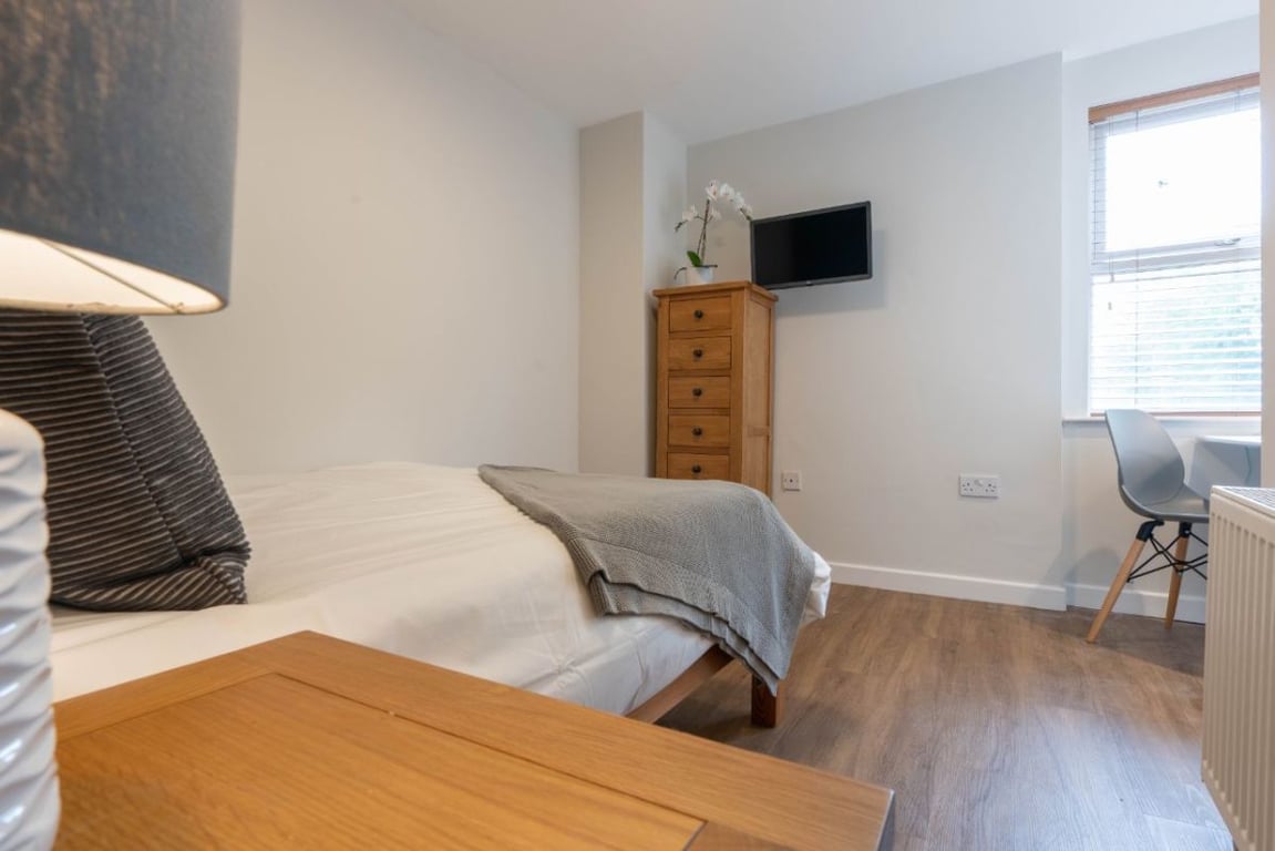 Flat 5 Linden House, 117-119 Jesmond Road