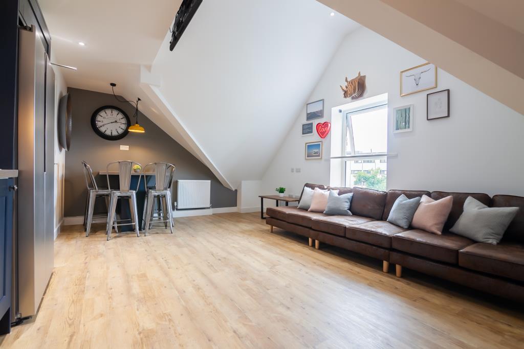 Flat 7, 42 Bankfield Road