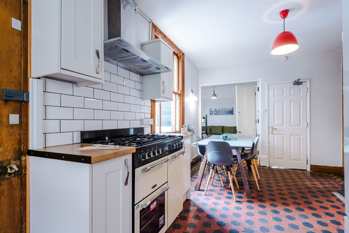 4 Seely Road