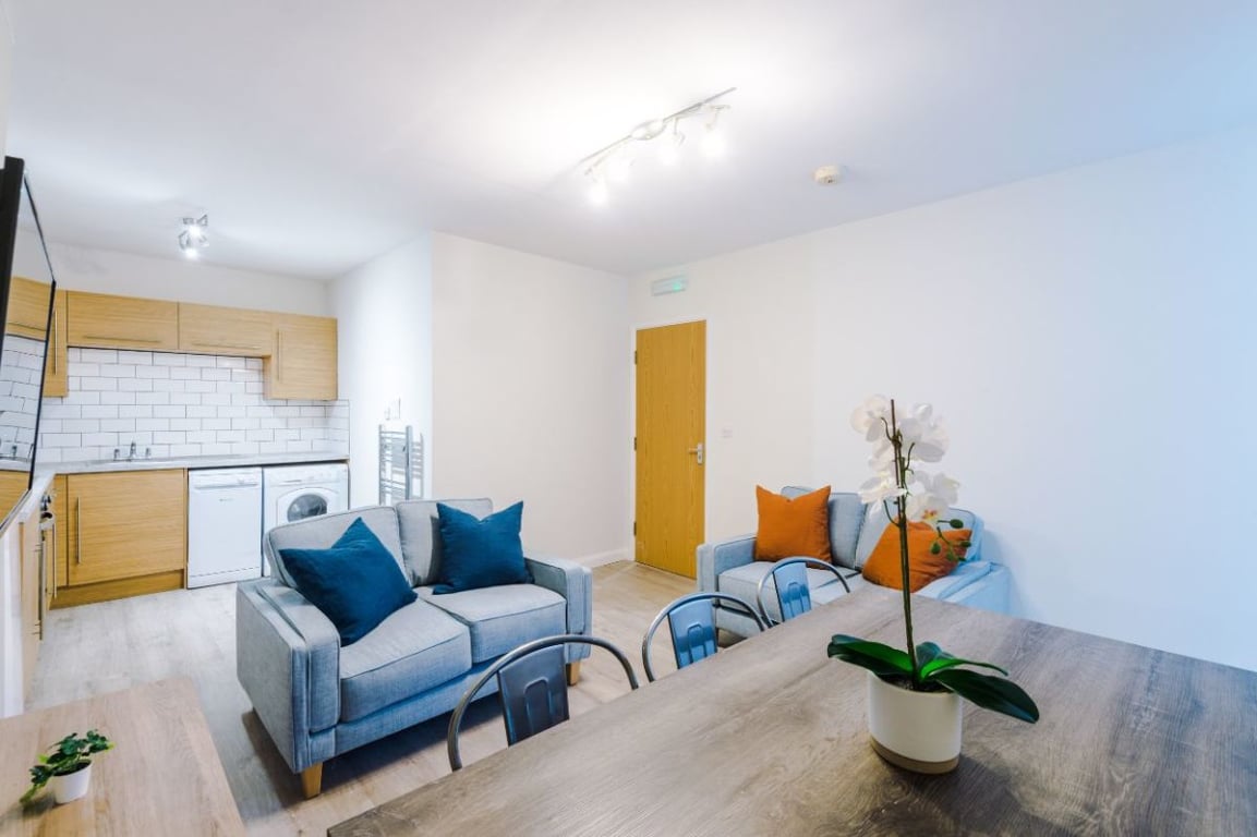 5 Mildmay Road