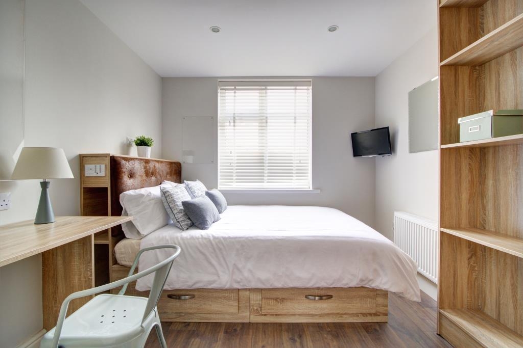Flat F, Park View
