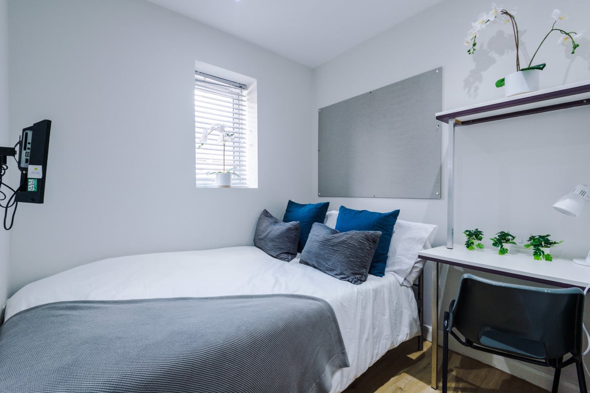 32 Cauldon Road