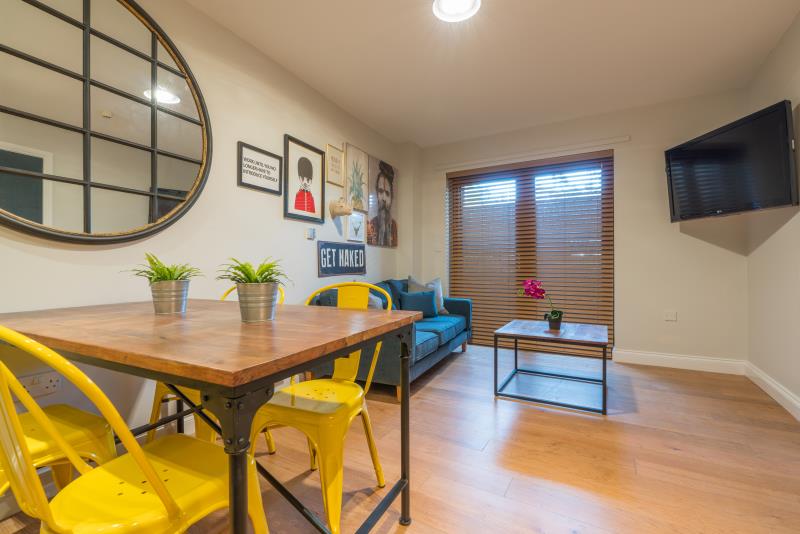 Flat 9, Byron Lofts