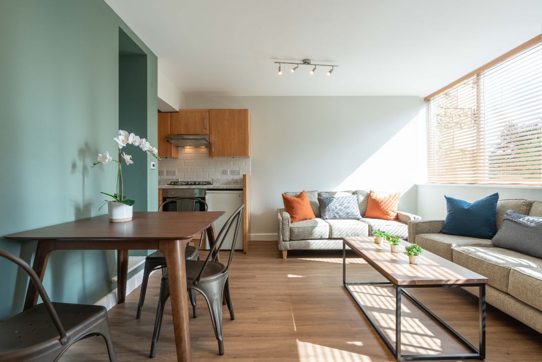 Flat 7 Shiners Yard, 123 Jesmond Road