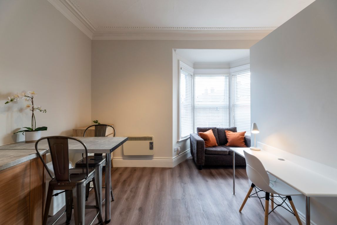 Flat 4 29 Trewhitt Road